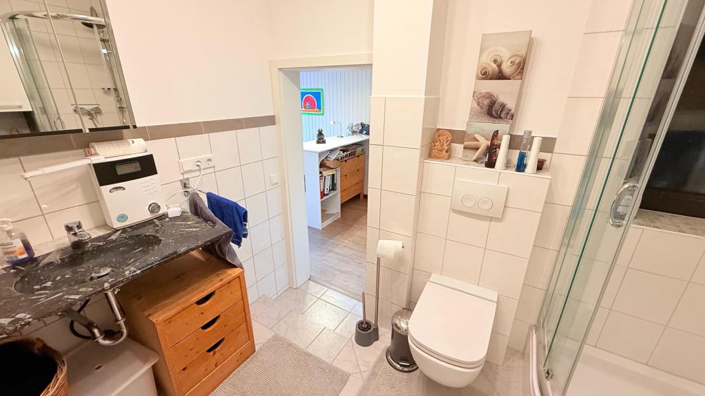Hinterhaus Erdgeschoss Badezimmer