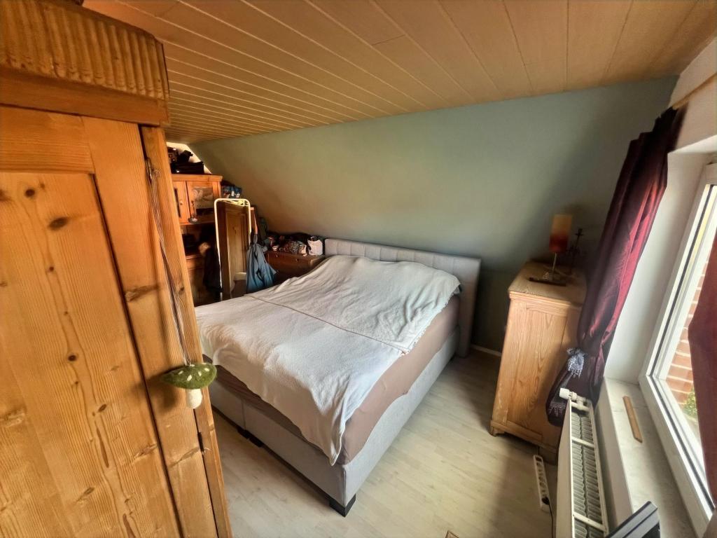 Schlafzimmer DG
