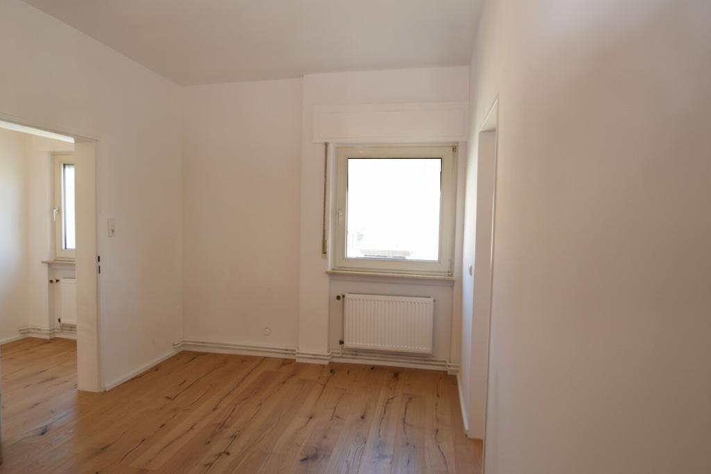Stilvoll sanierte Maisonette-Wohnung mit Dachterrasse in Dreieich-Offenthal - Photo 1