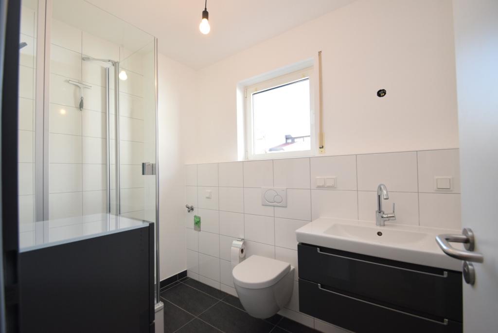 Wohnen im eigenen Häuschen: 2-Zimmer-Maisonette mit Balkon & Stellplatz in Dreieich-Sprendlingen - Photo 4