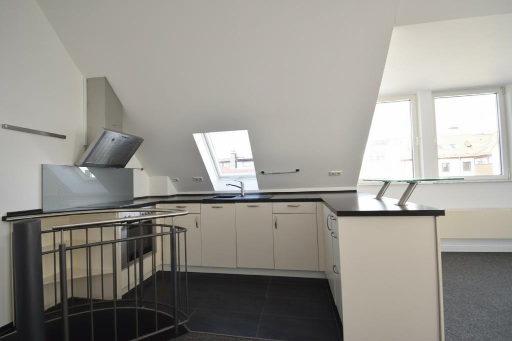 Wohnen im eigenen Häuschen: 2-Zimmer-Maisonette mit Balkon & Stellplatz in Dreieich-Sprendlingen - Photo 3