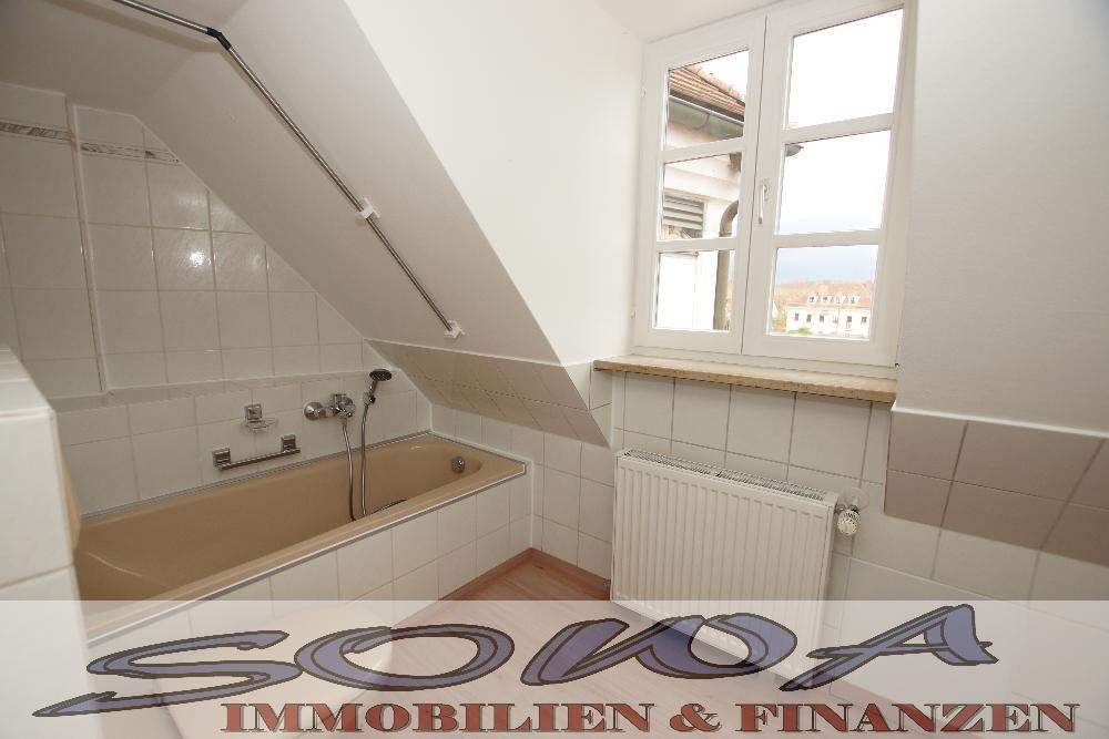 Schöne 3 Zimmer Wohnung im Zentrum mit Blick auf das Schloss in Neuburg zu vermieten - Ein neues Zuhause von SOWA Immobilien und Finanzen Ihr Experte vor Ort - Foto 4
