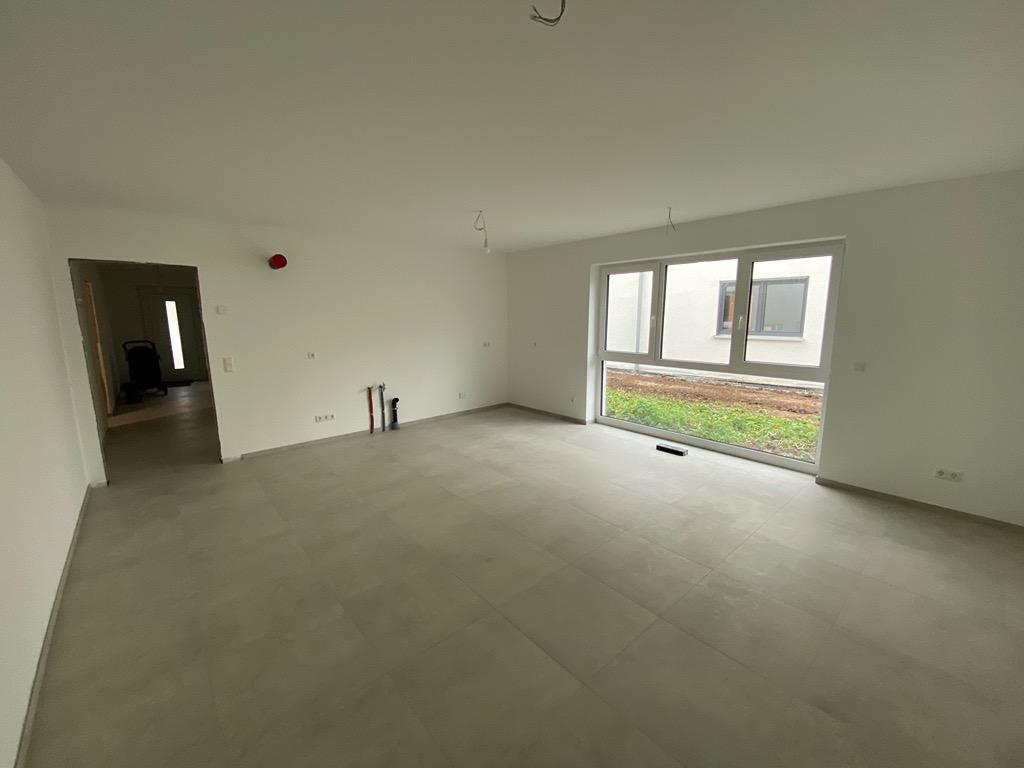 <h1 class="md:text-xl md:leading-6 mt-4 md:mt-10 lg:mb-6 mb-3 text-primary-500 font-semibold text-base leading-5"> Wohnung in Flein </h1> - Photo 1