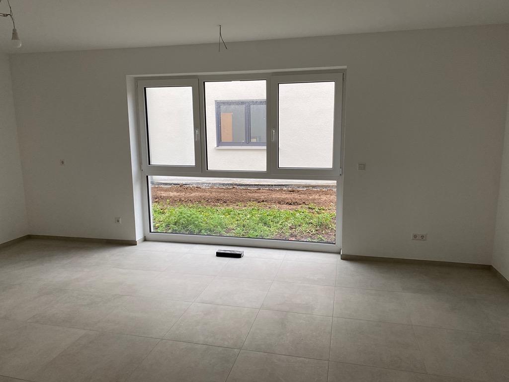 <h1 class="md:text-xl md:leading-6 mt-4 md:mt-10 lg:mb-6 mb-3 text-primary-500 font-semibold text-base leading-5"> Wohnung in Flein </h1> - Photo 3