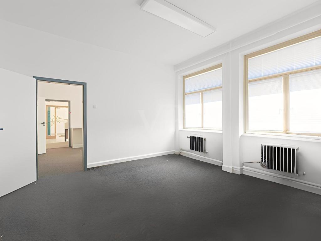 Büro 3 digital beräumt