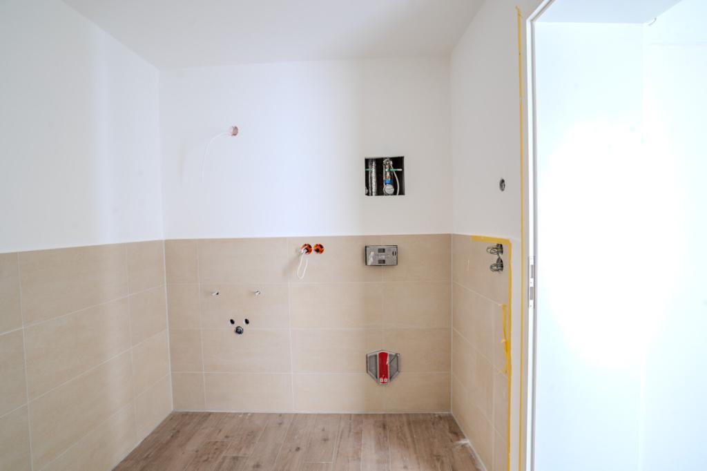 Lichtdurchflutete und vollsanierte Zweiraumwohnung in zentraler Lage Stralsunds - Photo 1