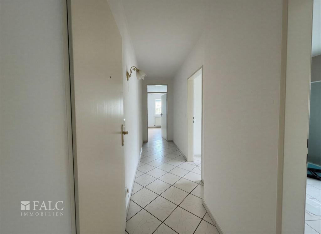 3-Zimmer-Erdgeschosswohnung mit Garten und Terrasse, Balkon, Kamin, Einbauküche & optionaler Garage - Photo 5