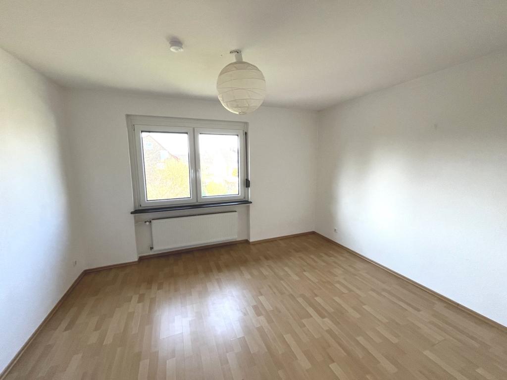Schlafzimmer OG links