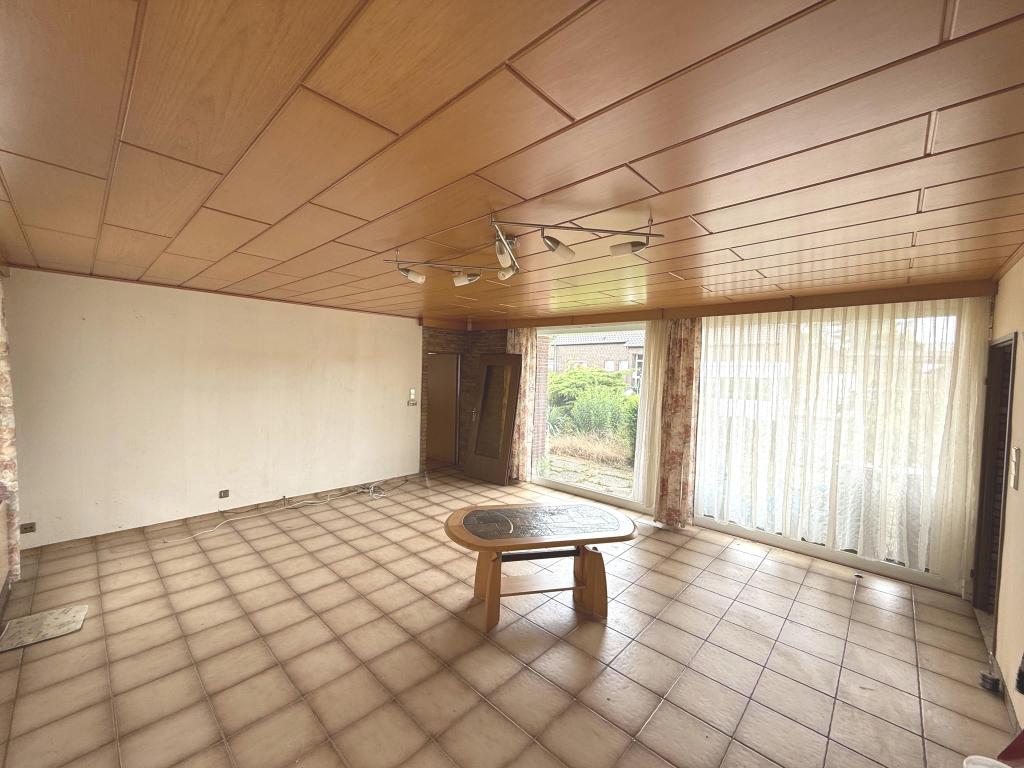 Zimmer / Wohnzimmer