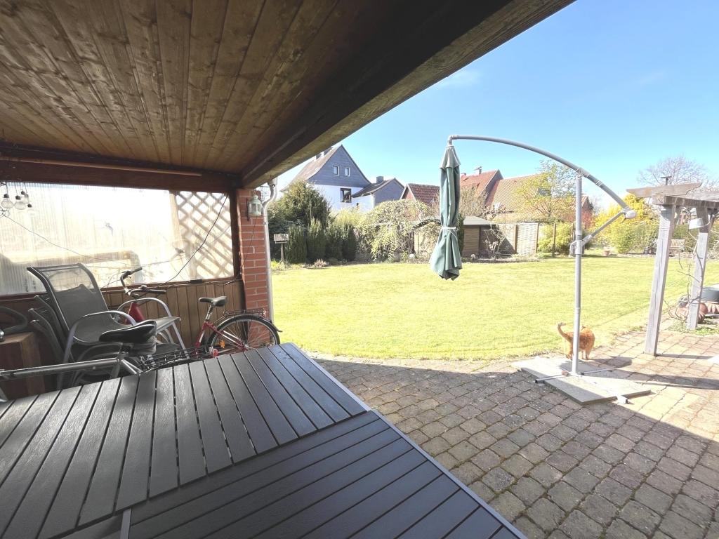 Überdachter Freisitz im Garten