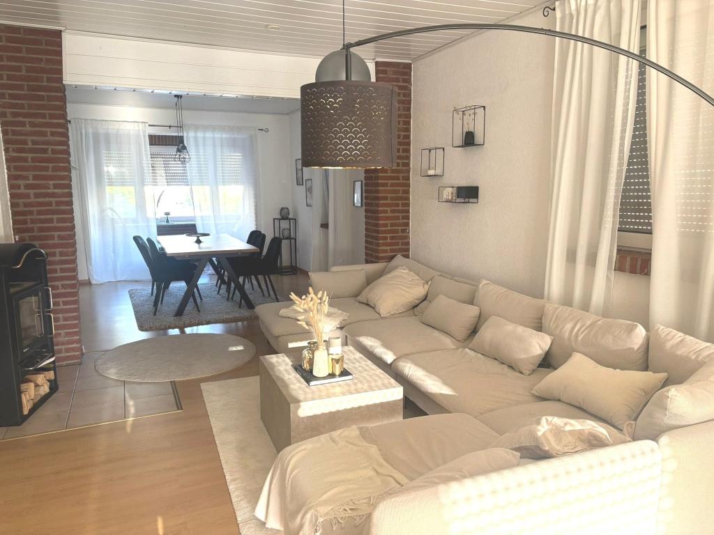 Wohnzimmer EG