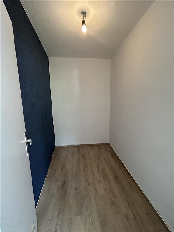 Abstellraum/begehbarer Kleiderschrank