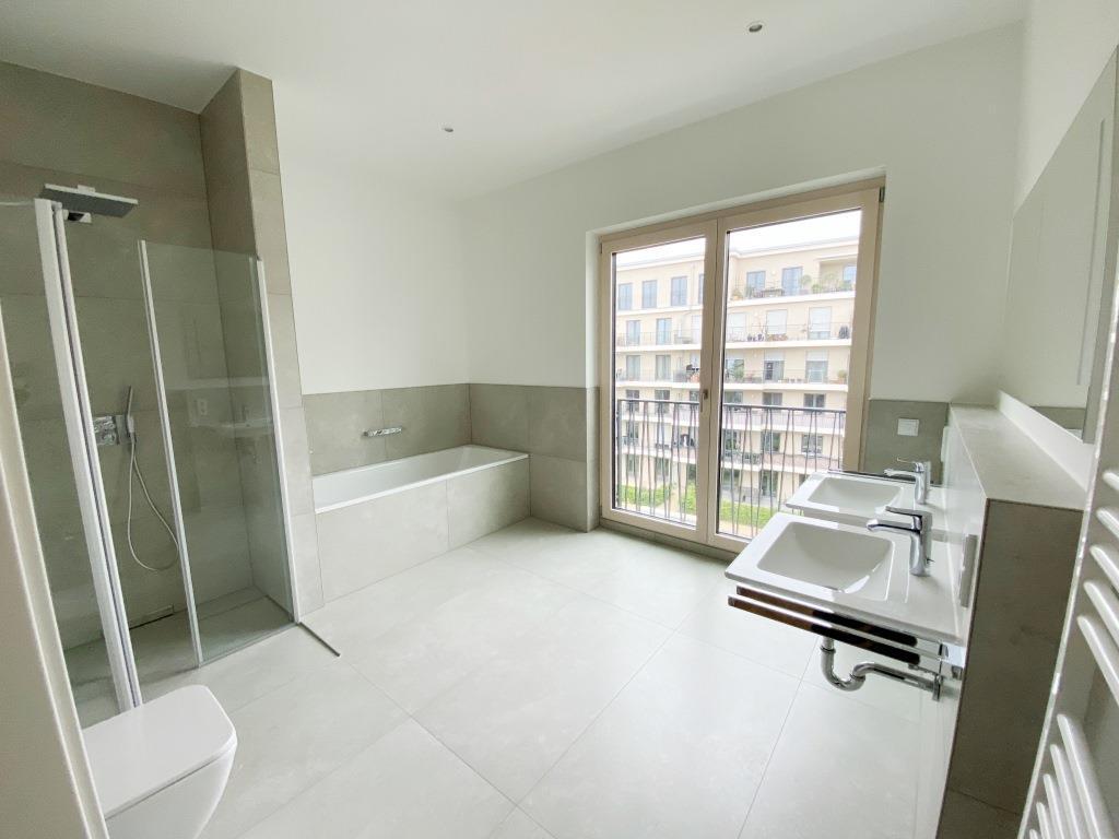 Beispiel Bad mit Badewanne