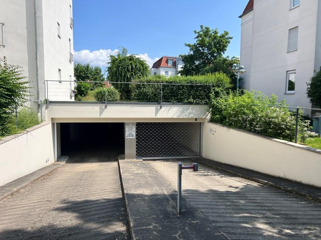 Zufahrt Tiefgarage