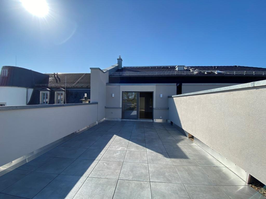 große Dachterrasse
