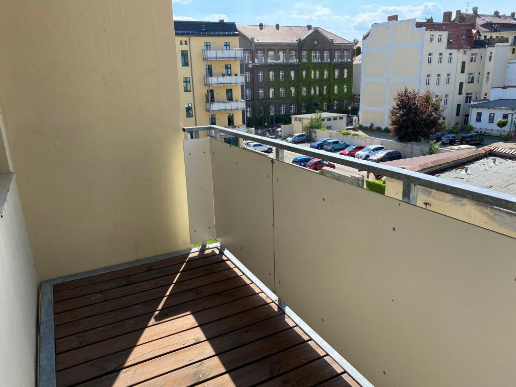 2-RAUM WOHNUNG MIT BALKON - NEU RENOVIERT - Foto 4