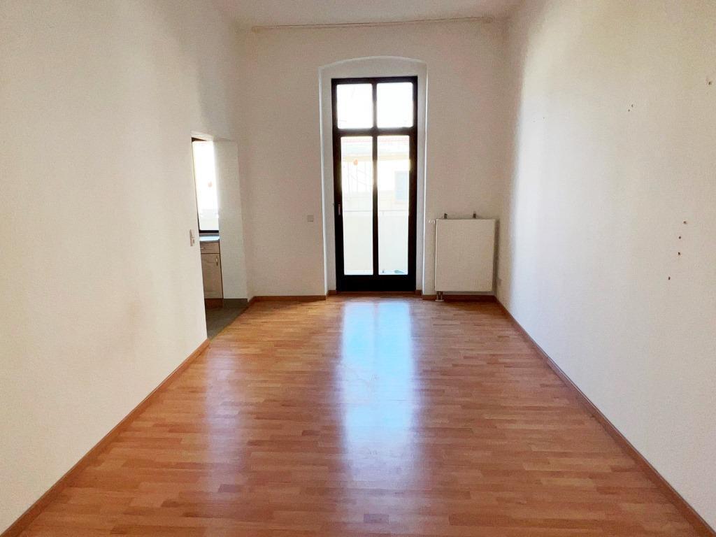 2-RAUM WOHNUNG MIT BALKON - NEU RENOVIERT - Foto 2