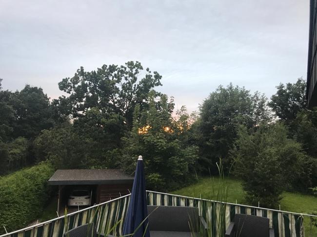 weiter Blick vom Balkon