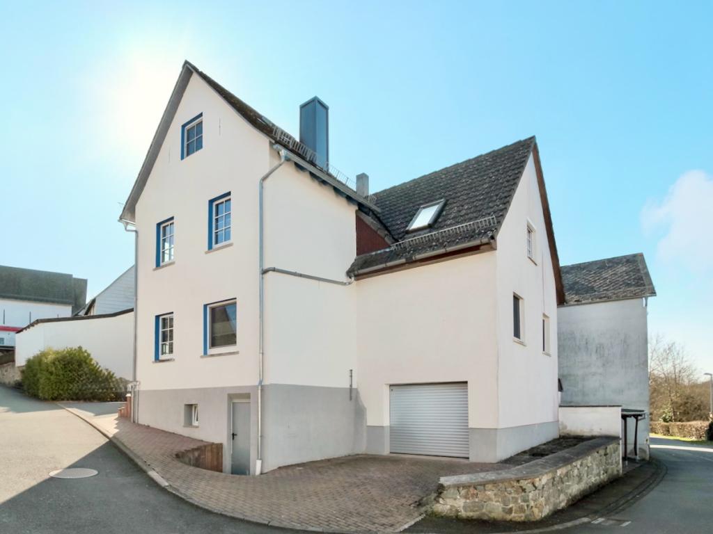 Formschöner Giebelbau