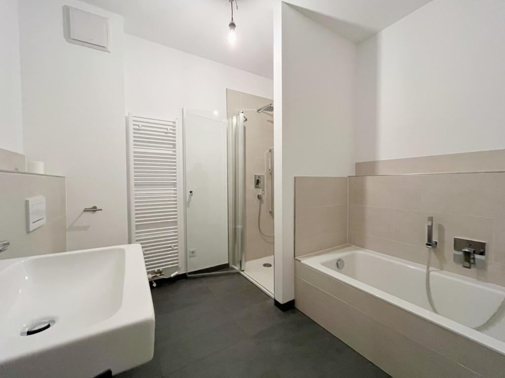 Doppelt genießen – 3-Zimmer-Wohnung mit zwei Loggien in beliebter Lage - Photo 4