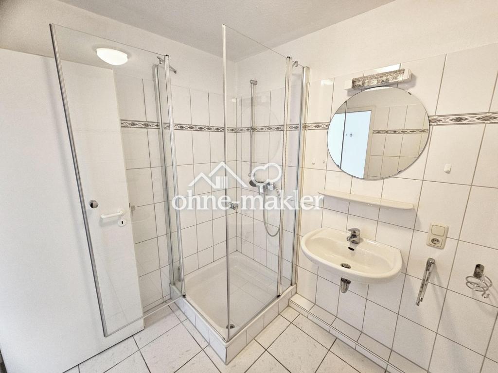 Ruhige 2-Zimmer Etagenwohnung mit Balkon, Keller und Autostellplatz in Neuenkirchen bei Soltau, 63qm - Photo 4