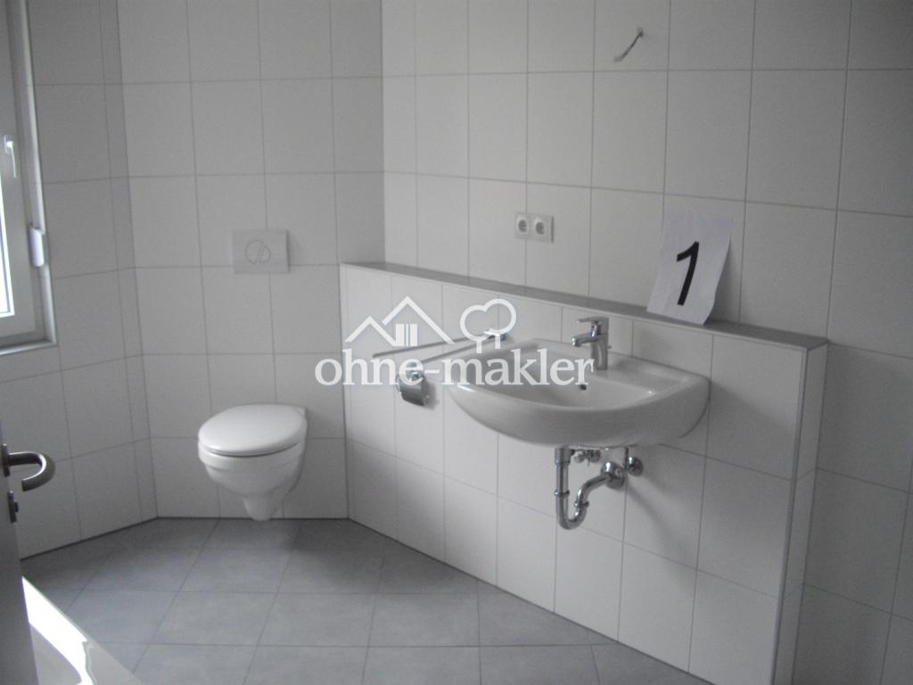 Neuwertige Moderne 3,5 Zimmer Wohnung mit großer Terrasse in Sennfeld Neubaugebiet provisionsfrei - Photo 5