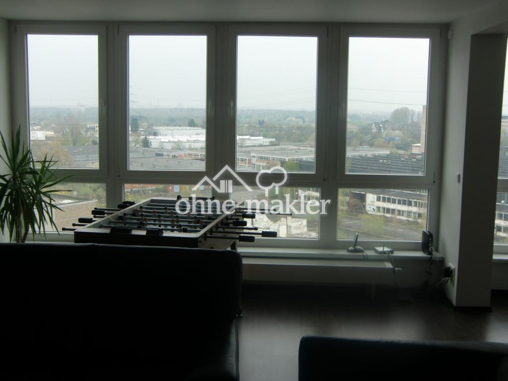 Erwachsenen-Wohngemeinschaft in Penthouse mit Dachterrasse - Photo 2