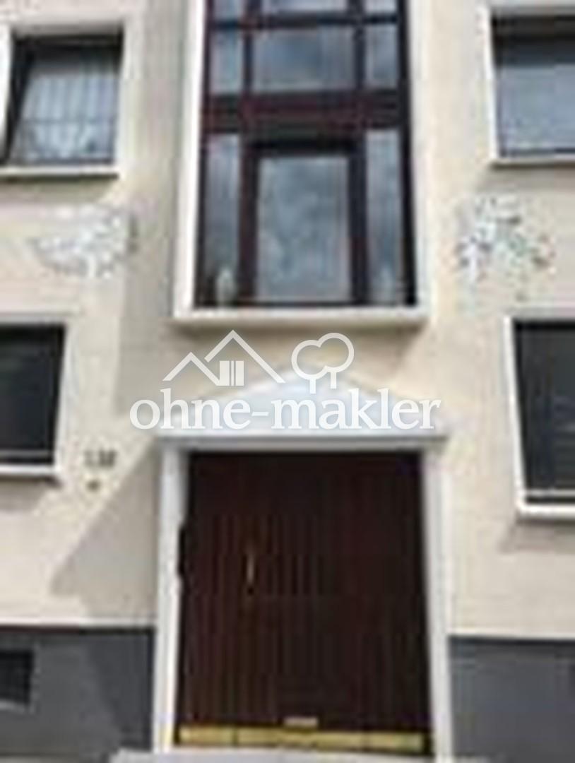Top 2 Zimmer Wohnung mit Balkon (Nichtraucher) für eine Person - Photo 1