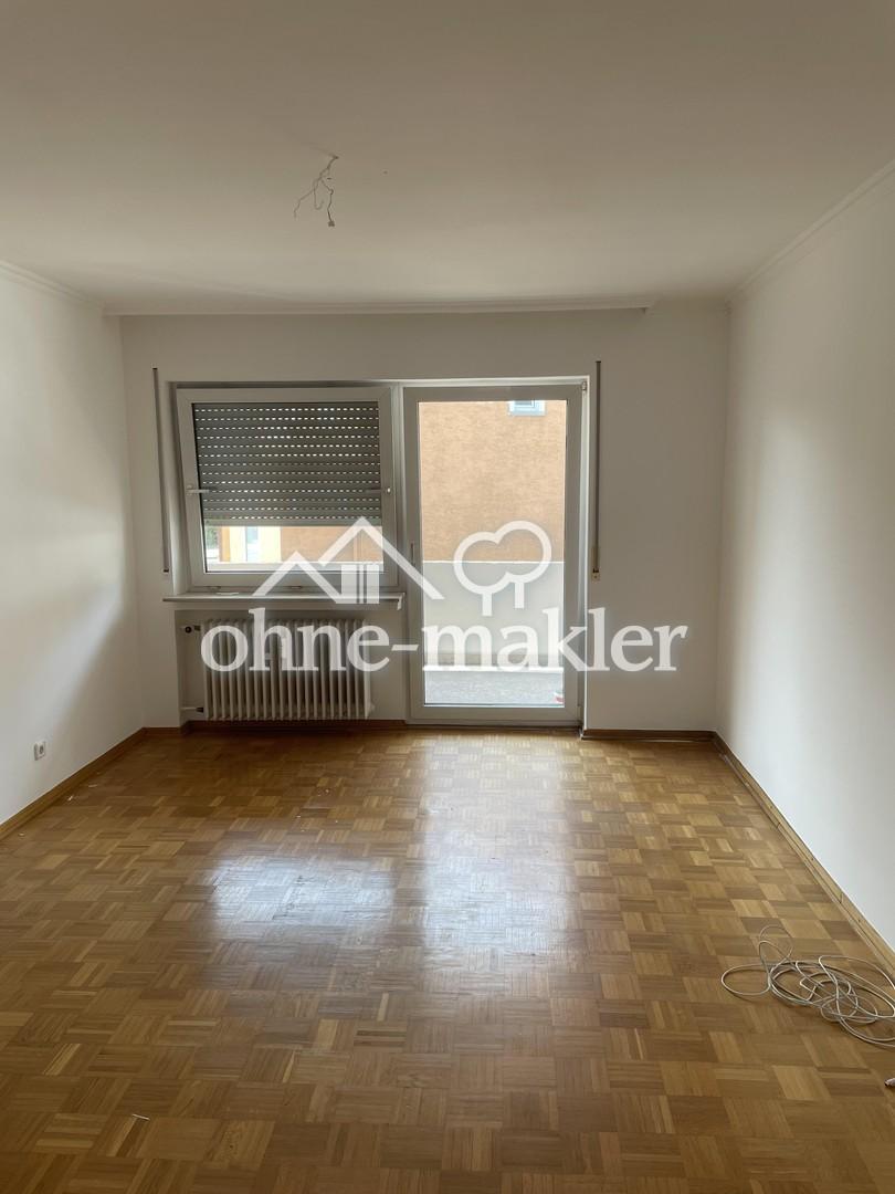 Schöne helle 3 Zi. EG-Wohnung mit großem Balkon - Photo 1