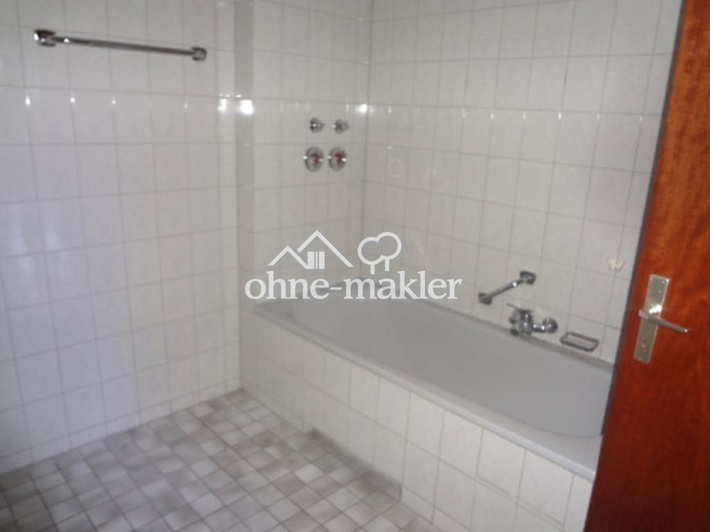 Schöne 3 Zimmer Wohnung mit Balkon in Schömberg zu vermieten (04-ID106) - Photo 5