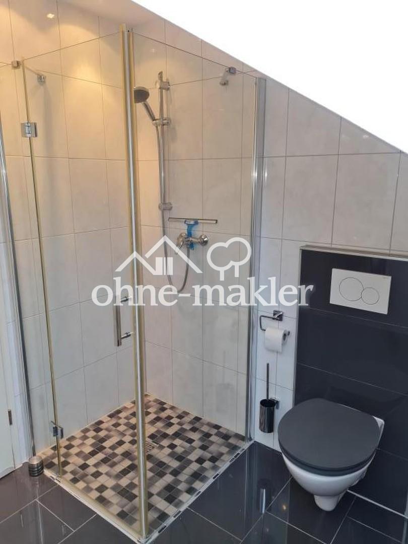 Neuwertige 2 Zimmer Granitboden Echtglasdusche Terrasse Ruhig - Photo 2