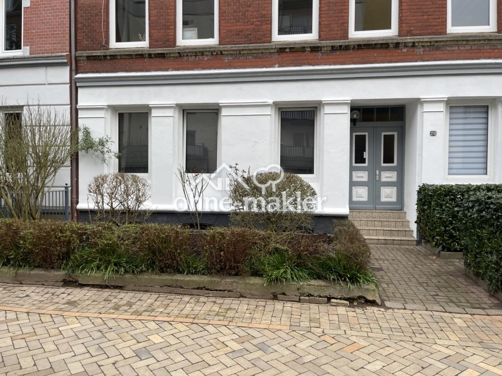 Helle, schöne und gepflegte Altbauwohnung mit Dielenfussboden und Einbauküche - Photo 5