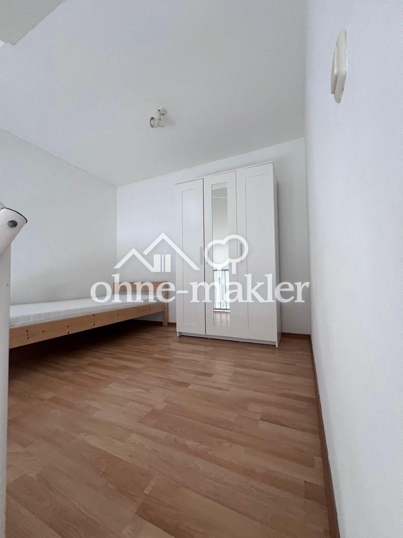 Von Privat: Studenten-Apartment, nur für Studenten/only for students! - Photo 2