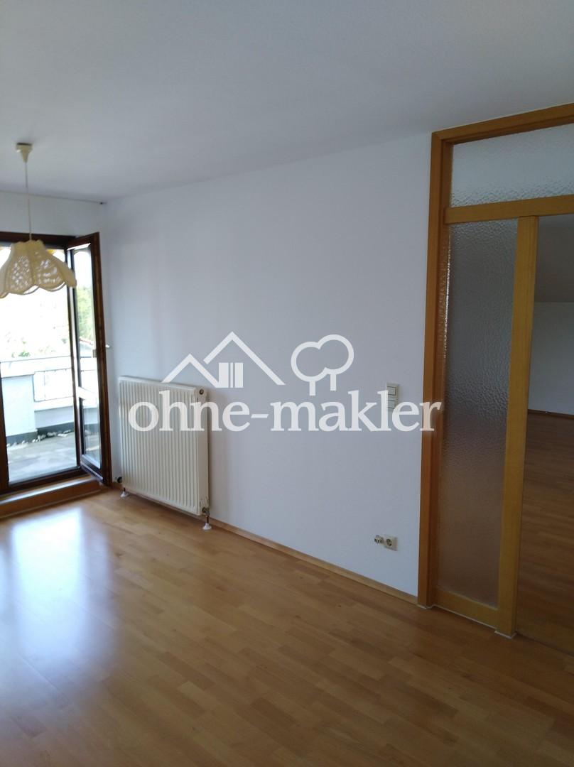 3,5 Zimmer DG-Wohnung ruhig, zentral, Holzparkett, Einbaumöbel - Photo 4