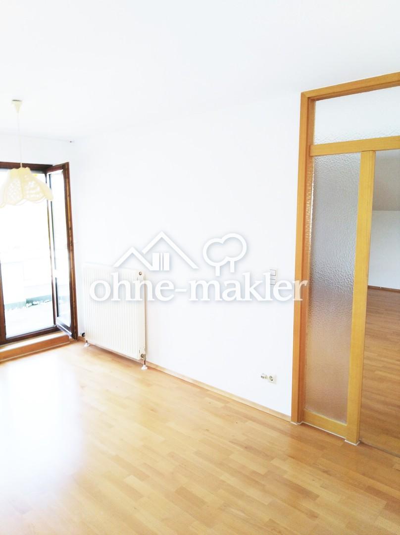 3,5 Zimmer DG-Wohnung ruhig, zentral, Holzparkett, Einbaumöbel - Photo 2