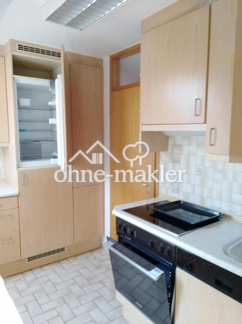 3,5 Zimmer DG-Wohnung ruhig, zentral, Holzparkett, Einbaumöbel - Photo 3