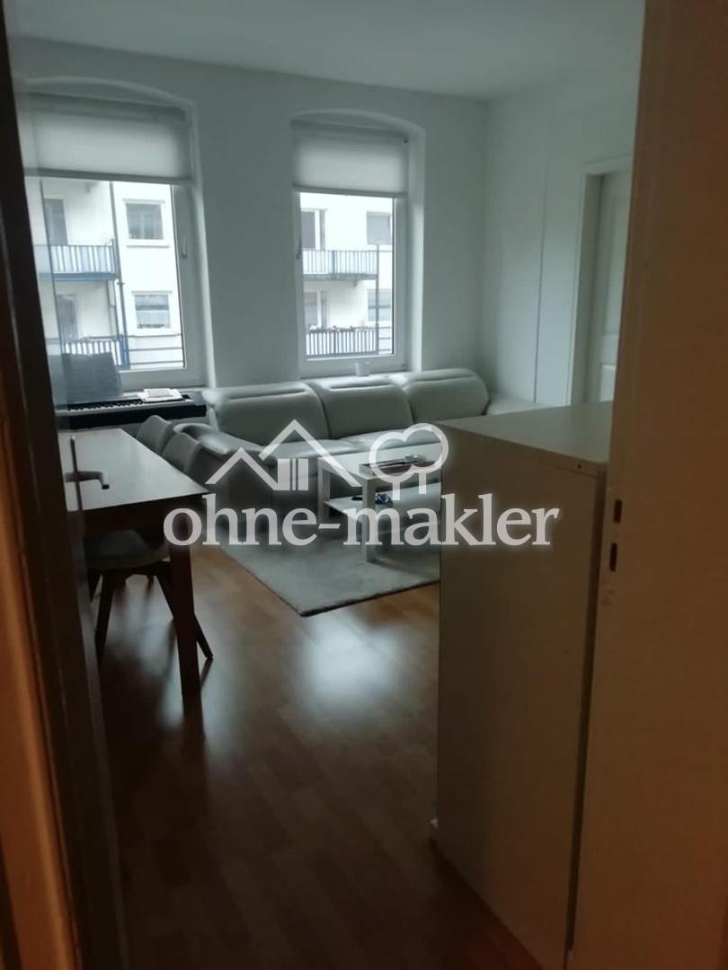 Schöne, helle Altbau 4 Zimmer Wohnung mit 2 x Bad - Photo 2