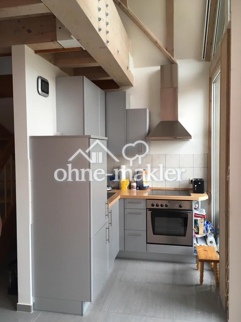 Komfortabel ausgestattete Maisonettewohnung/ Galeriewohnung 1,5 Zimmer mit Balkon - Foto 4