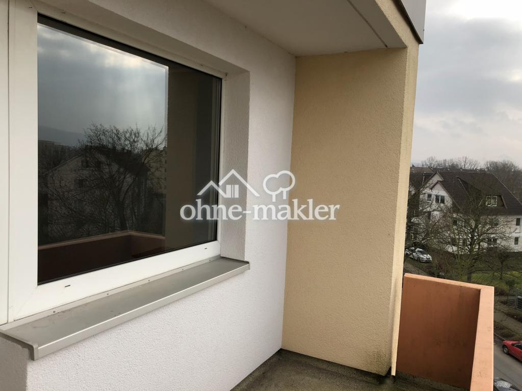 helle, moderne 3-Zimmer-Wohnung mit Balkon und Blick über die Dächer Hamelns - Foto 5
