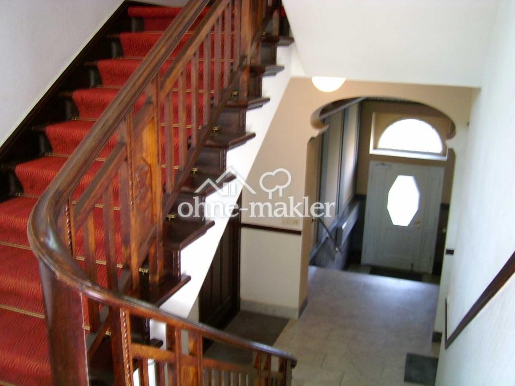 Ruhiges und stilvolles Wohnen in sanierter Jugendstilvilla - Foto 3