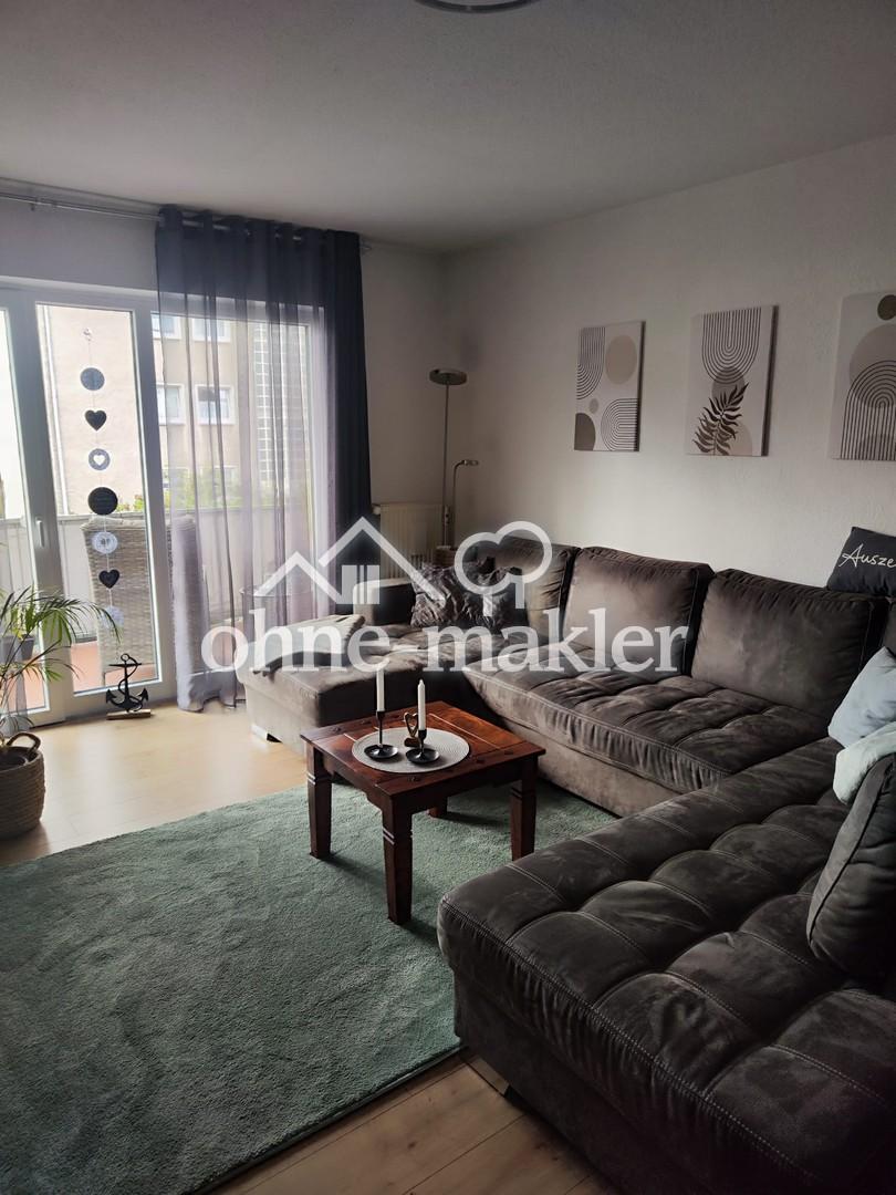 Schöne 3-Zi.-Wohnung mit großem Balkon, Stellplatz, Küche in einem geflegten MFH - Photo 2
