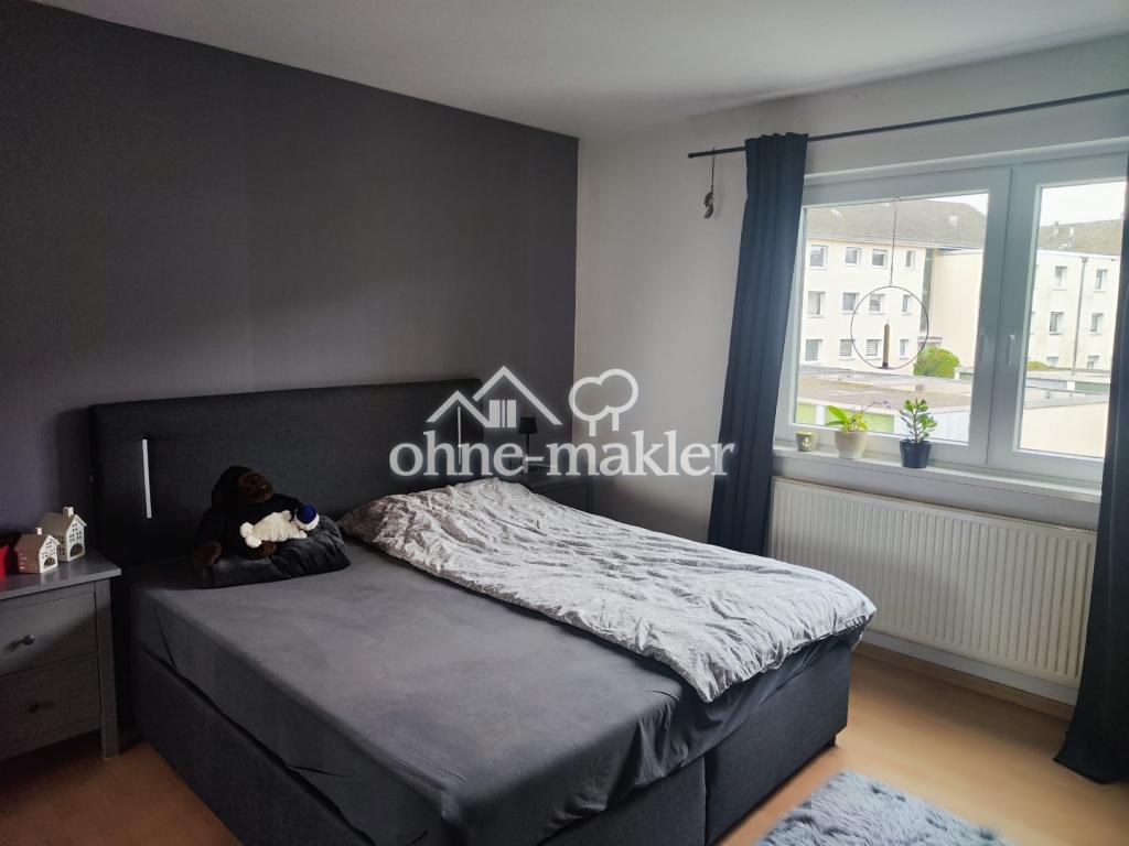 Schöne 3-Zi.-Wohnung mit großem Balkon, Stellplatz, Küche in einem geflegten MFH - Photo 3