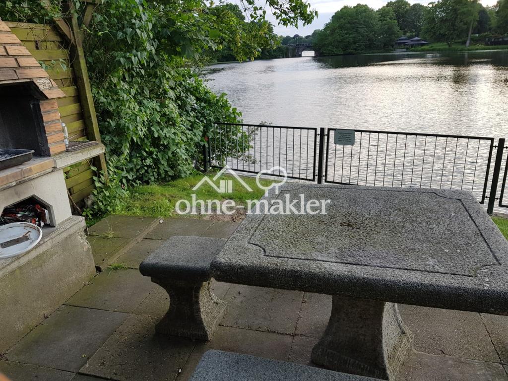 Kernsaniert: Teilmöbliertes kernsaniertes Appartement mit Balkon am Feenteich 2400 qm Garten S/W - Foto 1