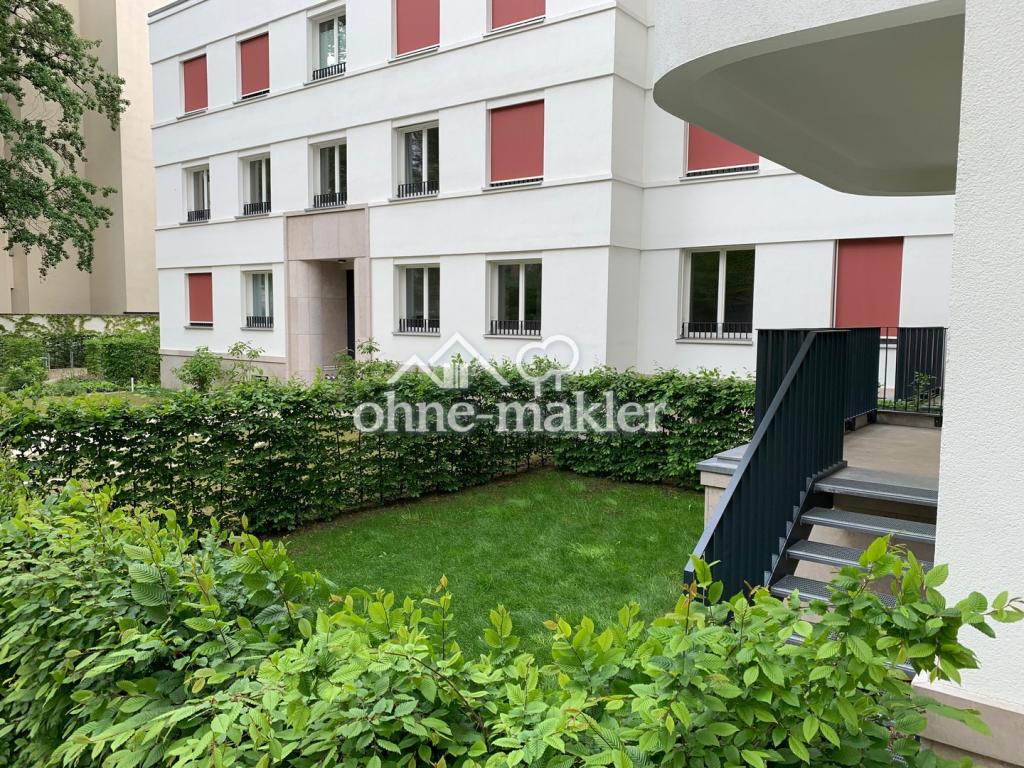 Balkon und eigener Garten