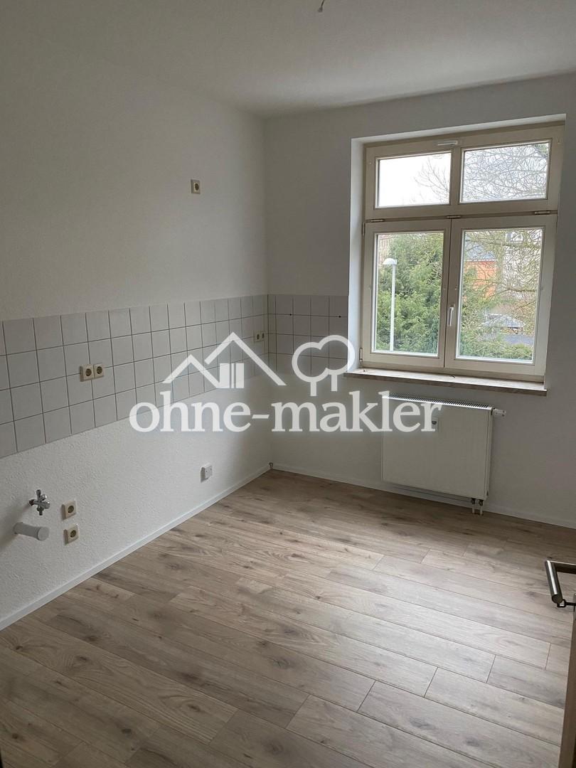 Sehr schöne, sanierte 2-Raum Wohnung mit Lift - Photo 2