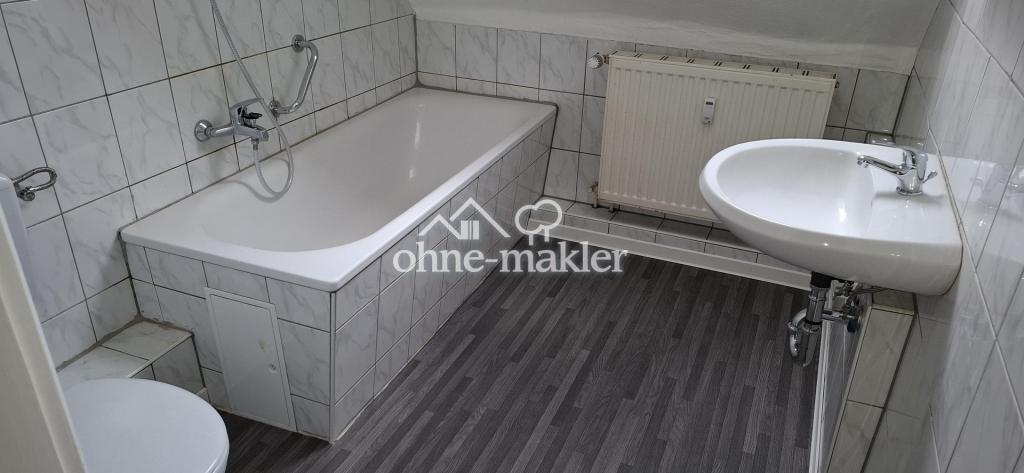 4-Raum-DG-Wohnung mit Garage in Kretzschau - Foto 3