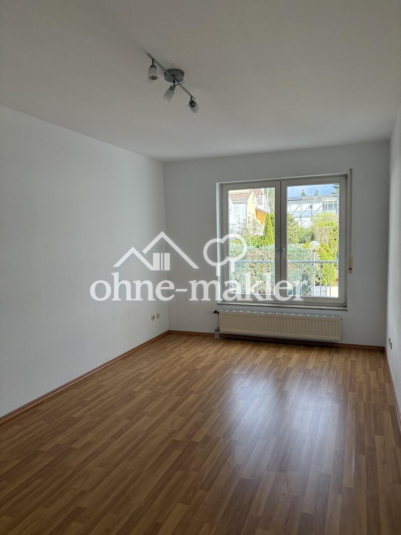 Schlafzimmer/Bedroom