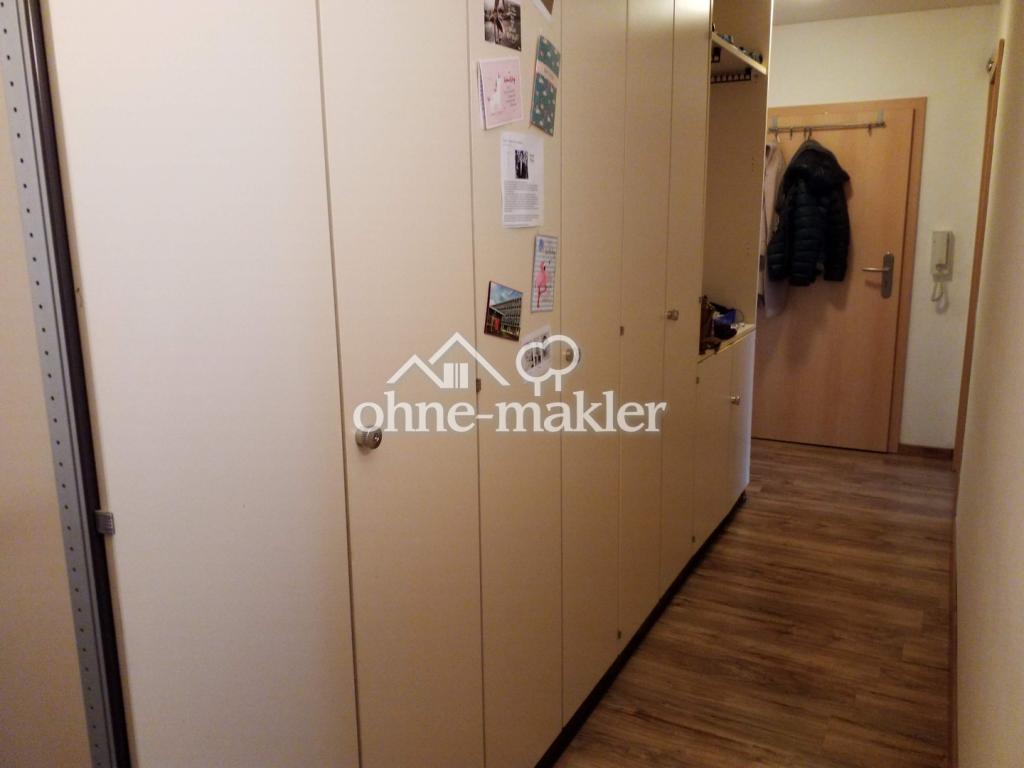 Geräumiger Schrank im Flur