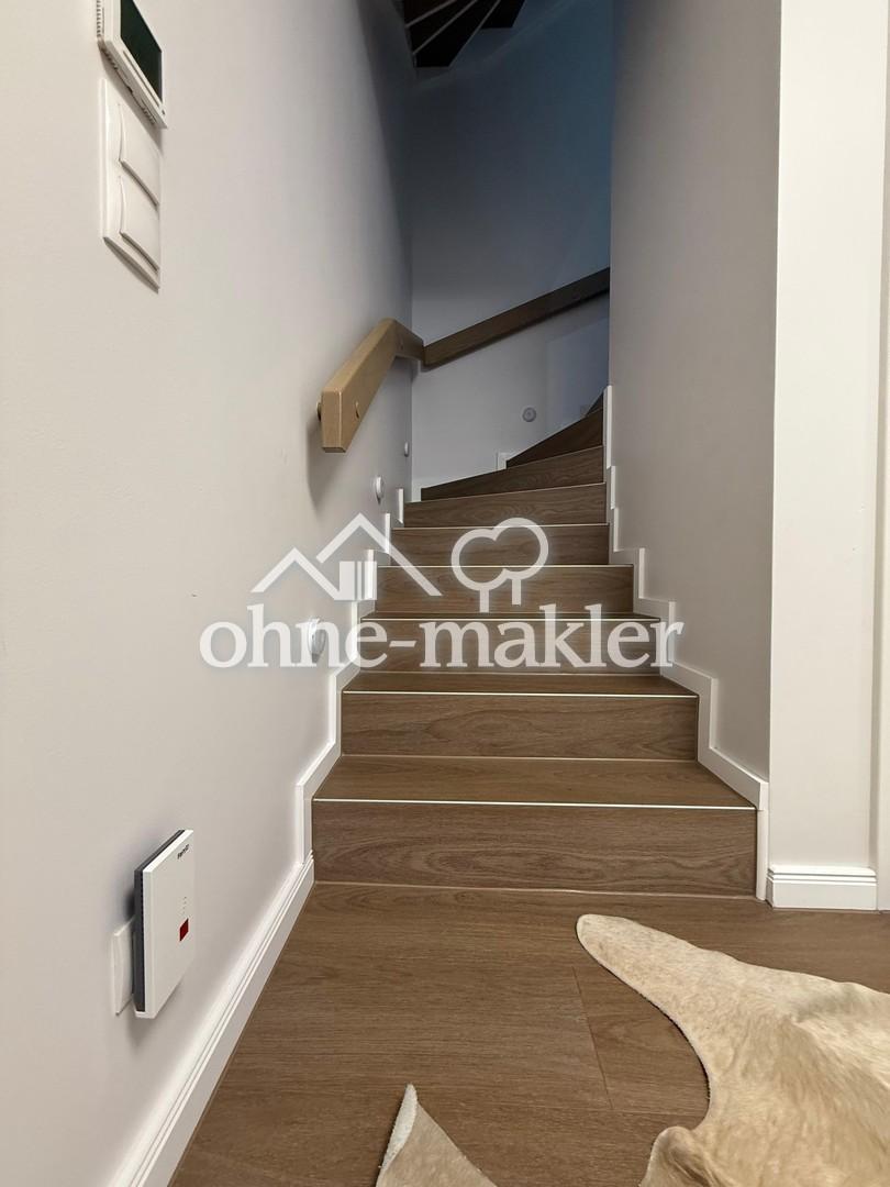 Treppe zum OG