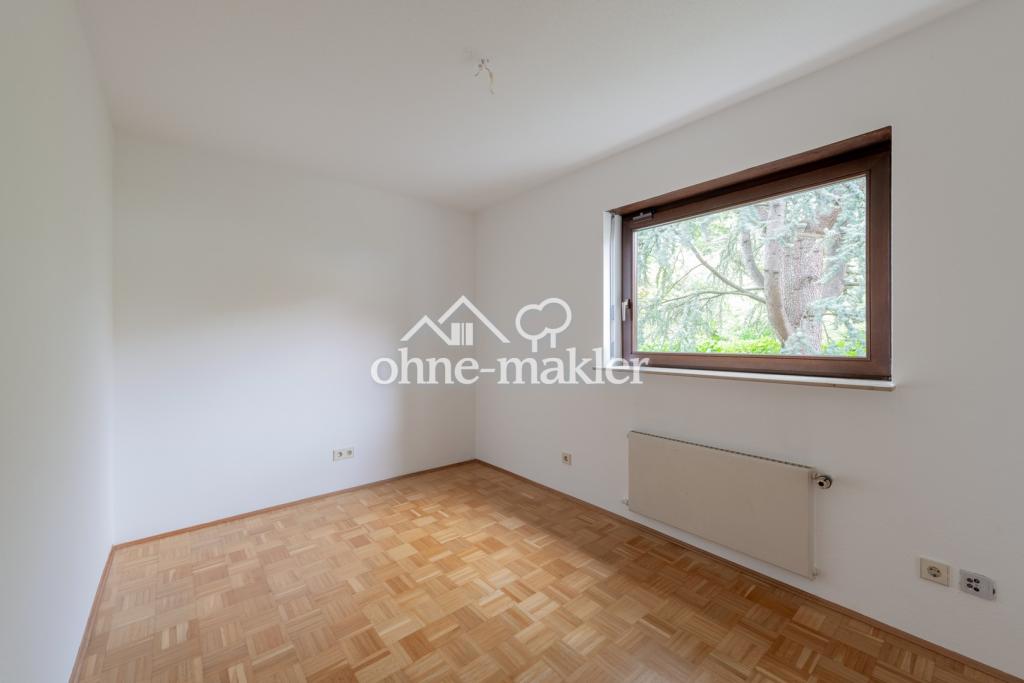***Idyllisch in Stuttgart : Großzügiges Wohnen mit Privatgarten *** - Foto 4